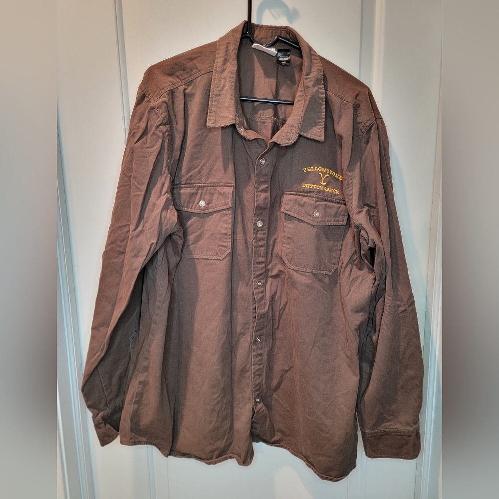 Yellowstone Dutton Ranch Button Up Soft Work Shirt Long Sleeve